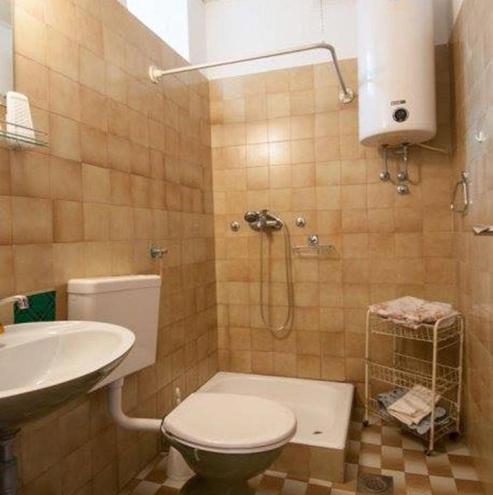 Photo of Bathroom in Cove Murtar