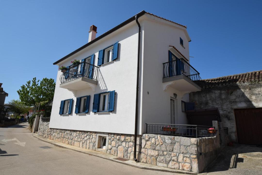 Photo of Others in Porat