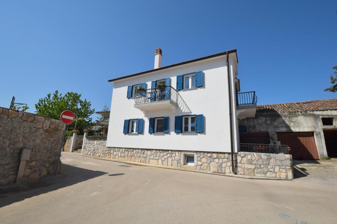 Photo of Others in Porat