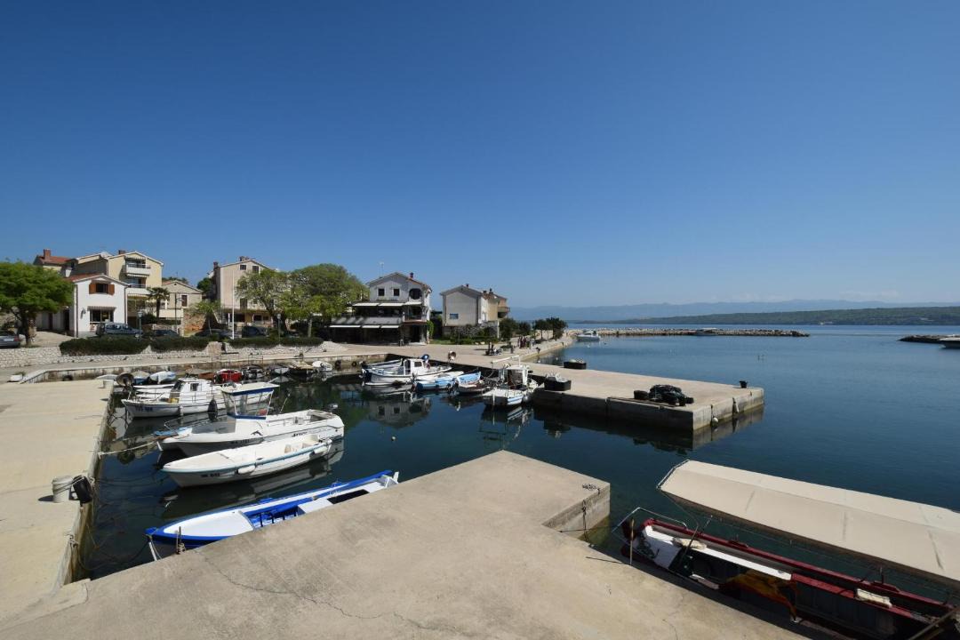 Photo of Others in Porat