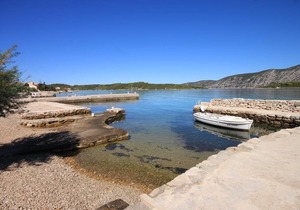 Three bedroom apartment with terrace and sea view Kneža, Korčula (A-9269-a)