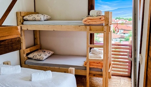 Premier Cabin