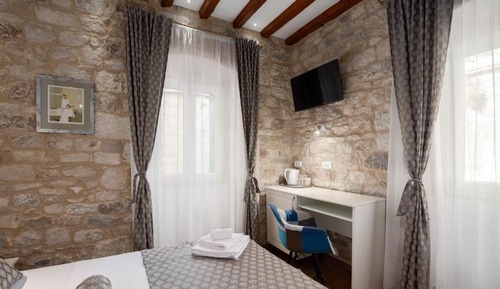 Room, 1 Bedroom, City View