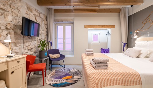 Double Room (Room 2, Alley View, First Floor)