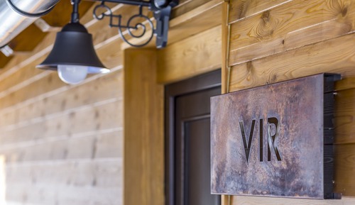 Lodge Vir / Burget