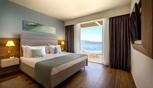 Suite for 4+2 Sea View