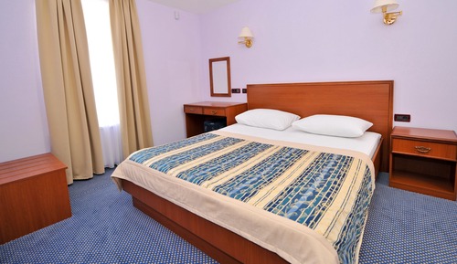 Suite, 3 Bedrooms, Partial Sea View
