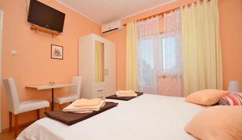 Apartment (A2)
