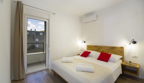 Executive Apartment, Balcony