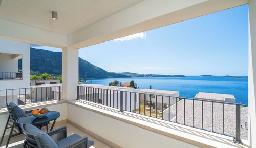 Deluxe Apartment, 3 Bedrooms, Sea View