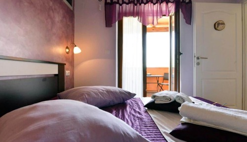 Apartment (Double Room with Balcony)