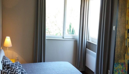 Apartment (Two Bedroom Apartment with Shared Swi)