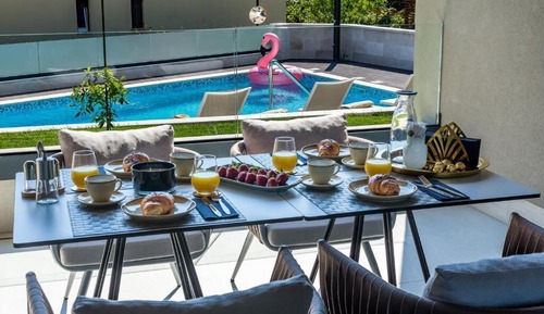 Deluxe Apartment, Balcony, Pool View