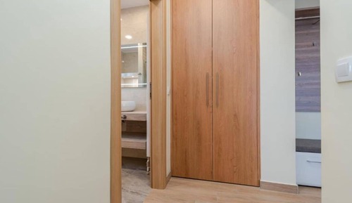 Apartment (Superior One Bedroom Apartment with B)