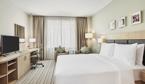 Deluxe Suite, 1 King Bed with Sofa bed, Microwave