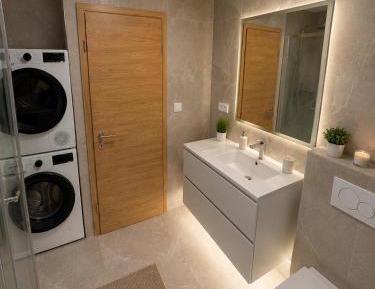 Three-Bedroom Apartment with Balcony