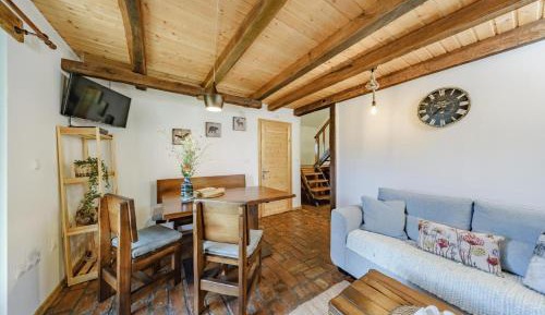 Two-Bedroom Deluxe Apartment with Balcony