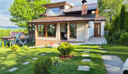 Villa with Garden View