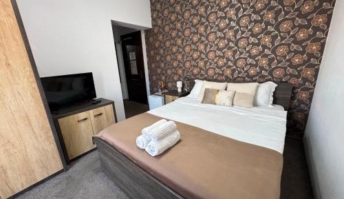 Twin Room with Private Bathroom