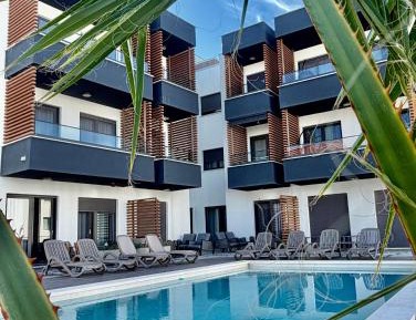 One-Bedroom Deluxe Apartment