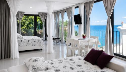 Apartment with Sea View