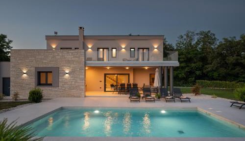 Deluxe Villa