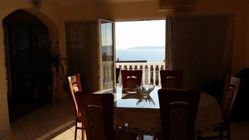 Studio Apartment with Sea View
