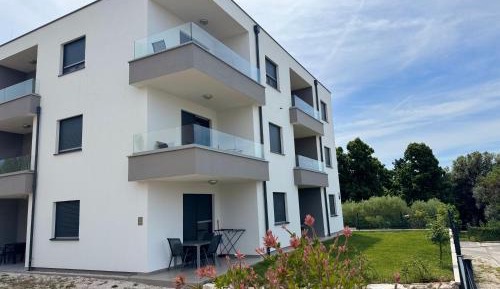 Two-Bedroom Apartment with Balcony and Sea View
