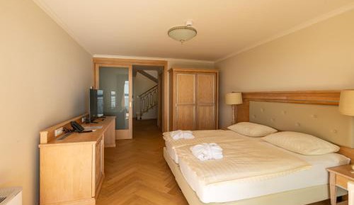 Two-Bedroom Suite