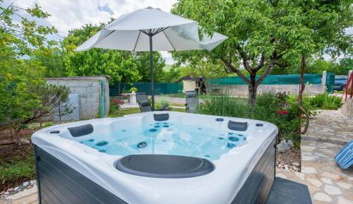 Two-Bedroom Holiday Home