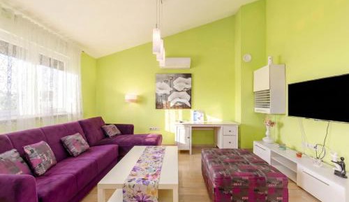 Apartment with Balcony