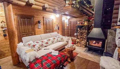 Three-Bedroom Vacation Home 