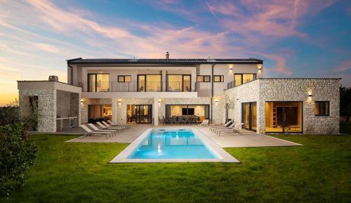 Villa with Private Pool