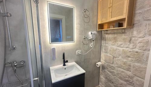 Double or Twin Room with Side Sea View