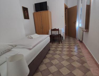 Single Room with Private Bathroom