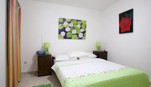One-Bedroom Apartment with Terrace