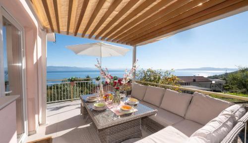 Villa with Sea View