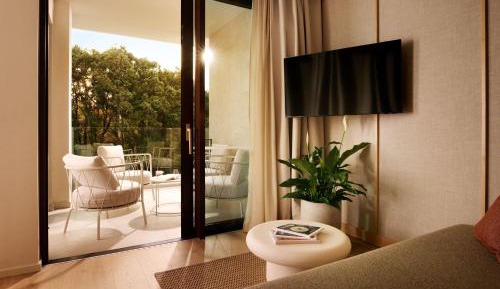 V Level Suite for 2+2