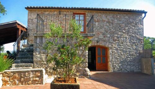 Three-Bedroom Vacation Home 
