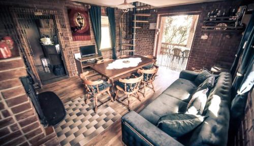 One-Bedroom Holiday Home