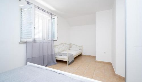 Two-Bedroom Apartment with Terrace and Sea View