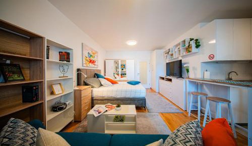 Studio Apartment with Balcony