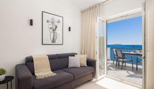 Villa with Sea View