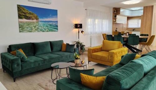 Five-Bedroom Villa