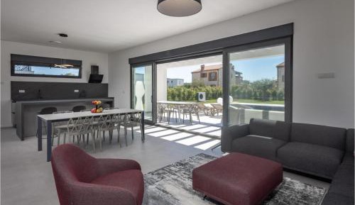 Four-Bedroom Vacation Home