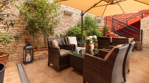 Single Room with Terrace