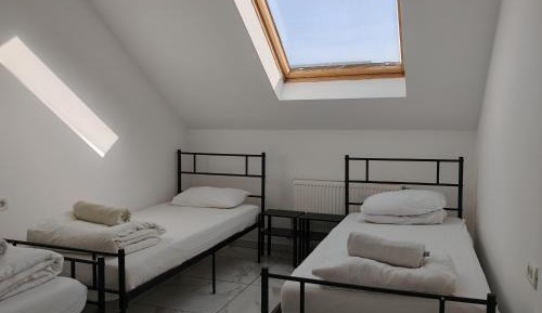 Triple Room with Shared Bathroom