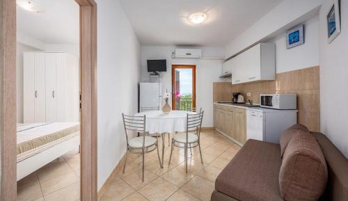 Two-Bedroom Apartment - Ground Floor 