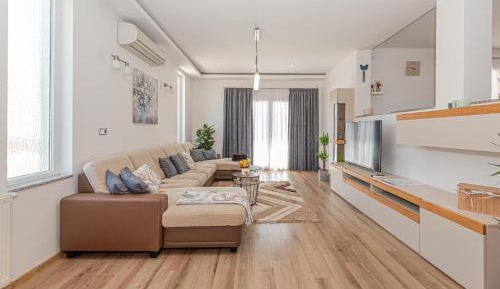 Four-Bedroom Vacation Home
