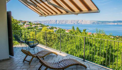 Apartment with Sea View
